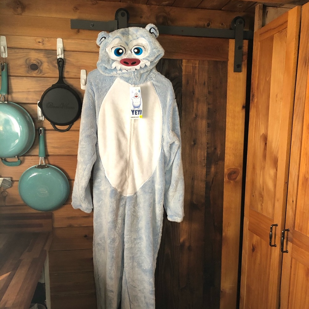 NWT Yeti Suit / Pajamas